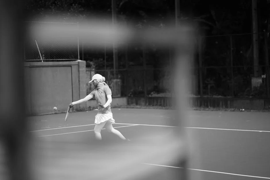 郑钦文草地赛恢复训练细节曝光 发球稳定性成焦点